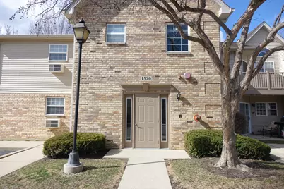 1520 W Sand Bar Court #1C, Round Lake Beach, IL 60073 - Photo 1