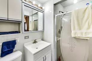 [Address not provided], Schaumburg, IL 60193 - Photo 20