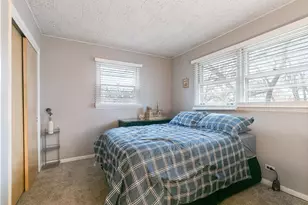 9215 S 83rd Ave, Hickory Hills, IL 60457 - Photo 6