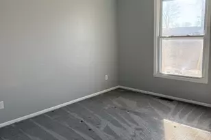 206 S 12th St, Rochelle, IL 61068 - Photo 8