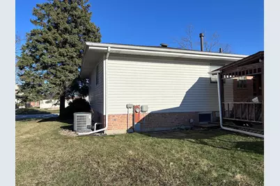 4100 176th Place, Country Club Hills, IL 60478 - Photo 16