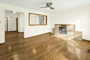 105 E Red Oak Ave, Bensenville, IL 60106 - Photo 2