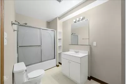 105 E Red Oak Avenue, Bensenville, IL 60106 - Photo 12
