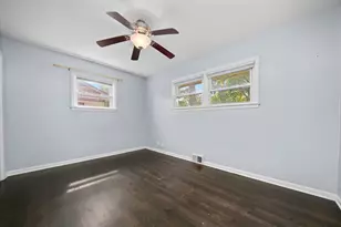 706 N Main St, Mount Prospect, IL 60056 - Photo 6