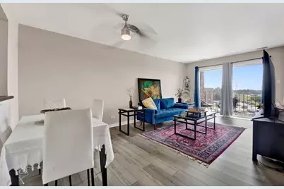 725 W Huntington Commons Road #416, Mount Prospect, IL 60056 - Photo 10