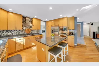 417 Lake Shore Boulevard, Wauconda, IL 60084 - Photo 6