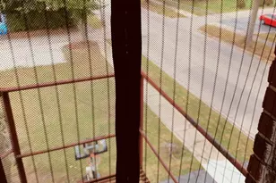 2900 Enoch Ave, Zion, IL 60099 - Photo 10