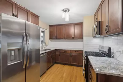 9136 Pembroke Lane, Bridgeview, IL 60455 - Photo 6