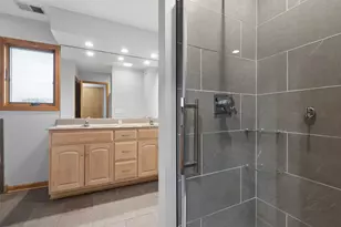 9136 Pembroke Ln, Bridgeview, IL 60455 - Photo 20