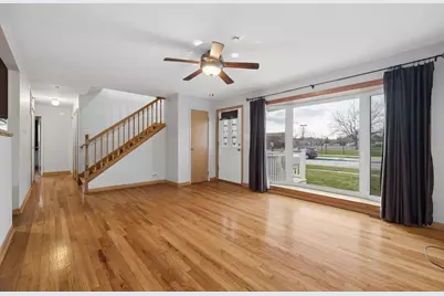 9136 Pembroke Lane, Bridgeview, IL 60455 - Photo 4