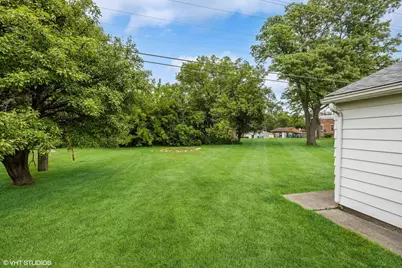 1803 Balmoral Avenue, Westchester, IL 60154 - Photo 22