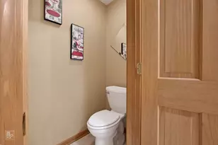 8 Fairfax Ct, Bolingbrook, IL 60490 - Photo 20