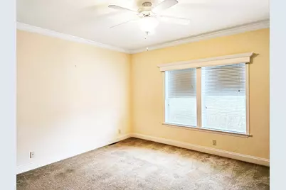 1521 Meadow View Lane, Grayslake, IL 60030 - Photo 10