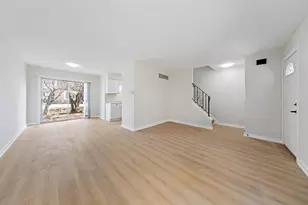 5085 Euclid Ln, Richton Park, IL 60471 - Photo 2