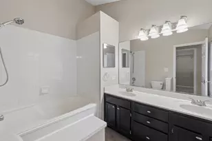 3039 Autumn Lake Dr, Aurora, IL 60504 - Photo 12