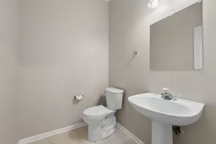 3039 Autumn Lake Dr, Aurora, IL 60504 - Photo 8