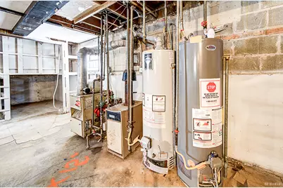 310 Yates Avenue, Calumet City, IL 60409 - Photo 38