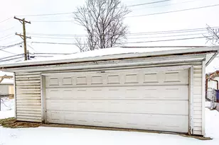 310 Yates Ave, Calumet City, IL 60409 - Photo 6