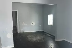 6913 S Throop St, Chicago, IL 60636 - Photo 4