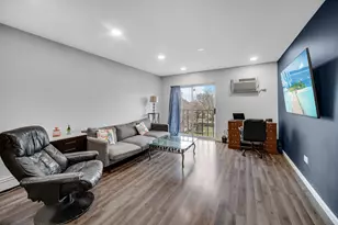 1133 S Finley Rd, Lombard, IL 60148 - Photo 8