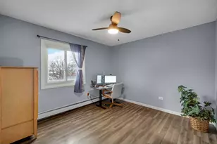 1133 S Finley Rd, Lombard, IL 60148 - Photo 10