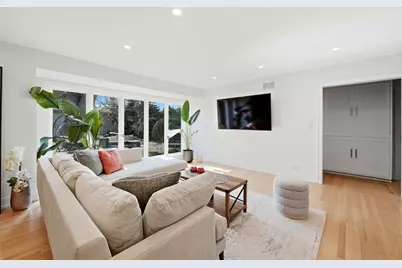 1815 Greendale Avenue, Park Ridge, IL 60068 - Photo 10