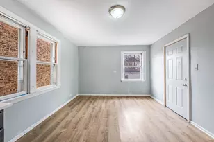 7022 S Rockwell St, Chicago, IL 60629 - Photo 10