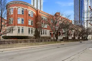 501 N Kingsbury St, Chicago, IL 60654 - Photo 1