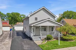 9637 Rutherford Ave, Oak Lawn, IL 60453 - Photo 2