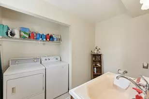 9637 Rutherford Ave, Oak Lawn, IL 60453 - Photo 16
