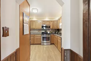 9637 Rutherford Ave, Oak Lawn, IL 60453 - Photo 10