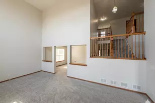 966 Forest View Way, Antioch, IL 60002 - Photo 8