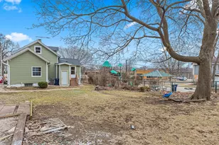643 Wing St, Elgin, IL 60123 - Photo 22