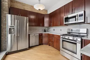 1800 W Roscoe St, Chicago, IL 60657 - Photo 10