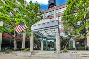 1800 W Roscoe St, Chicago, IL 60657 - Photo 2