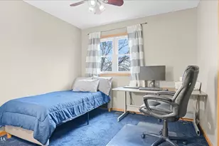 890 Fieldside Ln, Aurora, IL 60504 - Photo 18