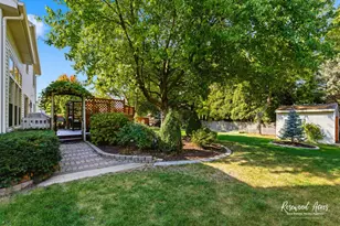 13802 S Quail Run Dr, Plainfield, IL 60544 - Photo 2