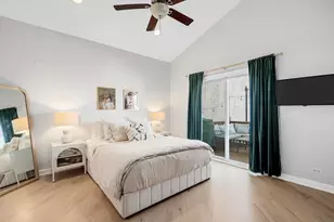 3042 N Oakley Ave, Chicago, IL 60618 - Photo 12