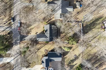 586 Holiday Drive, Lake Holiday, IL 60552 - Photo 42