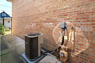 4607 S Karlov Ave, Chicago, IL 60632 - Photo 32