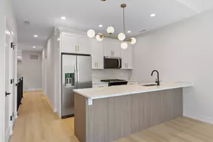 5008 S Prairie Ave, Chicago, IL 60615 - Photo 4