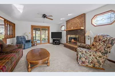 2408 Barkdoll Road, Naperville, IL 60565 - Photo 8