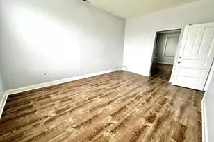 931 W 32nd St, Chicago, IL 60608 - Photo 2