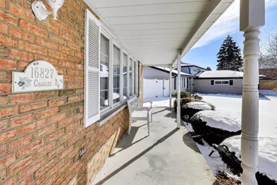 16827 Parkside Avenue, South Holland, IL 60473 - Photo 2