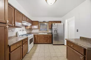 452 E 167th St, South Holland, IL 60473 - Photo 12