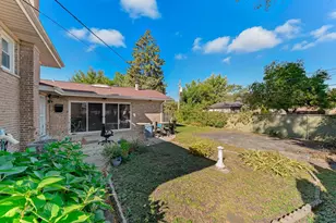 452 E 167th St, South Holland, IL 60473 - Photo 32