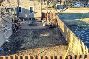 1612 5th St, Peru, IL 61354 - Photo 38