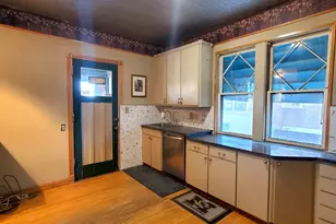 1612 5th St, Peru, IL 61354 - Photo 20