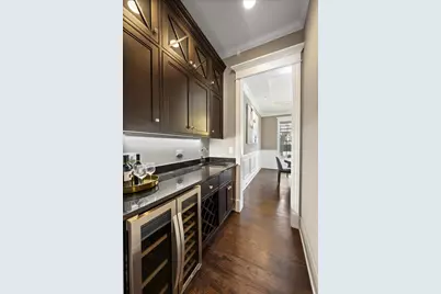 641 Lakeside Drive, Hinsdale, IL 60521 - Photo 16