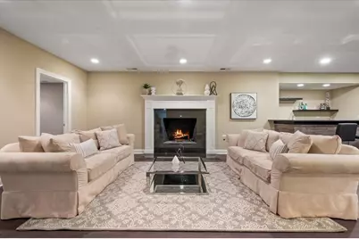 641 Lakeside Drive, Hinsdale, IL 60521 - Photo 58